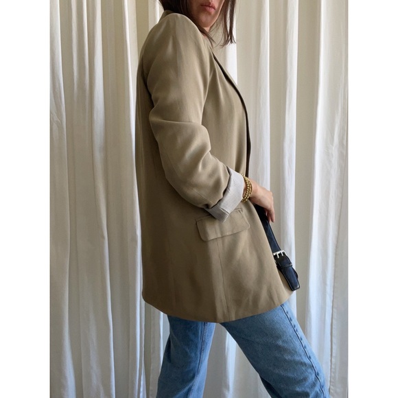 HARVEY BLAZER — In Taupe - Picture 6 of 9